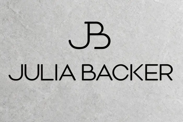 Julia Backer eyewear logo
